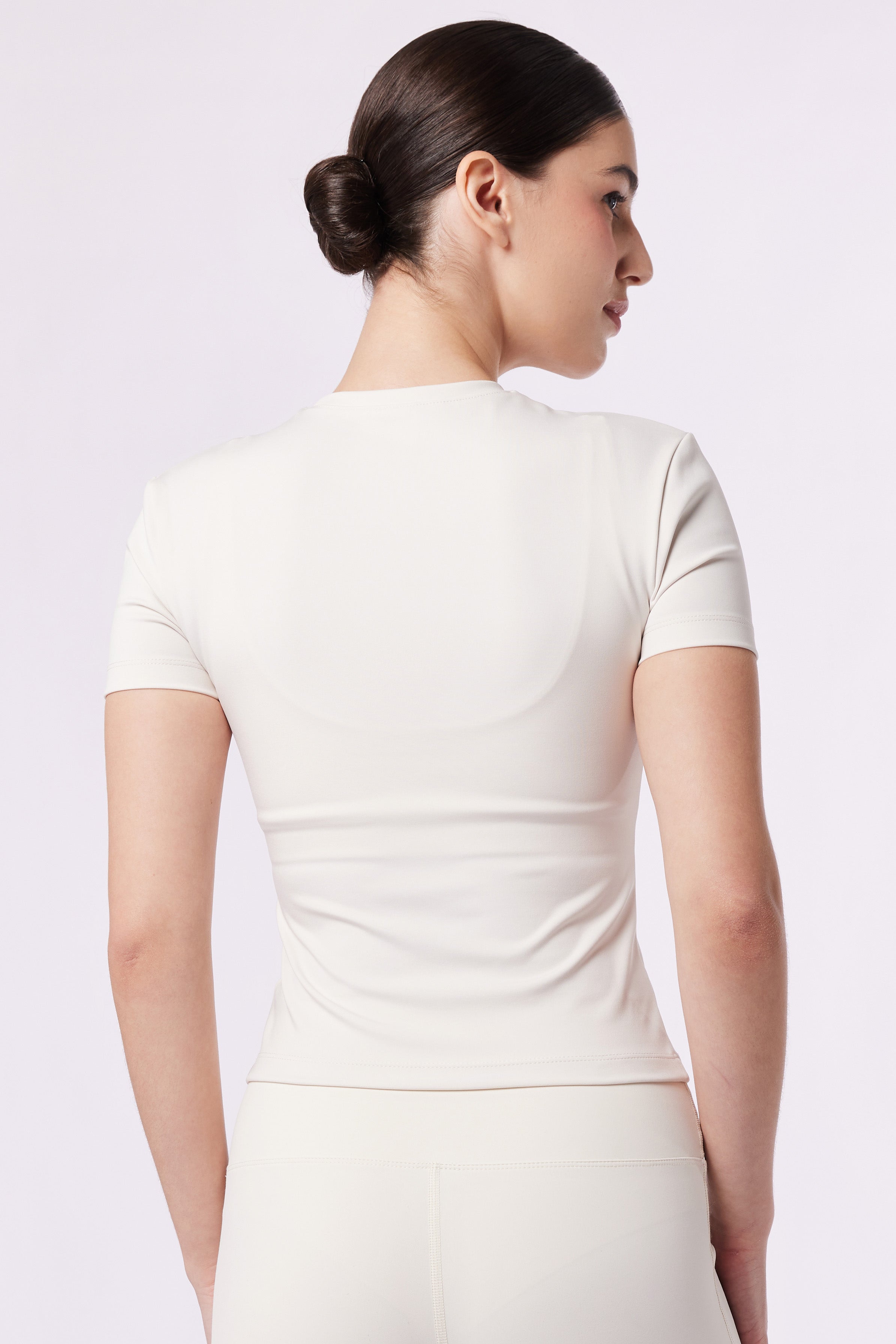 LAICA ESSENTIAL TEE - IVORY