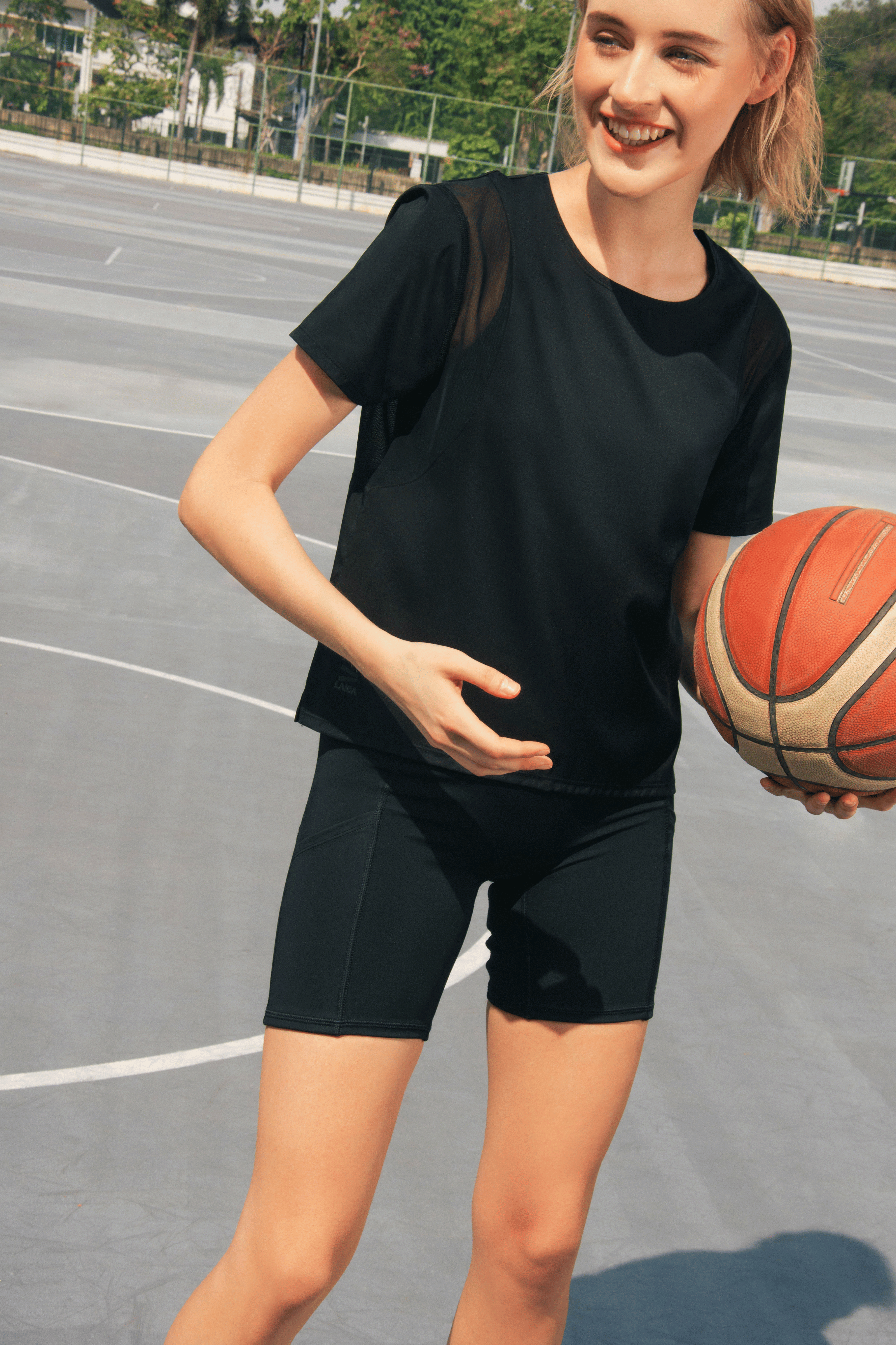 LAICA Mesh Tee - Onyx