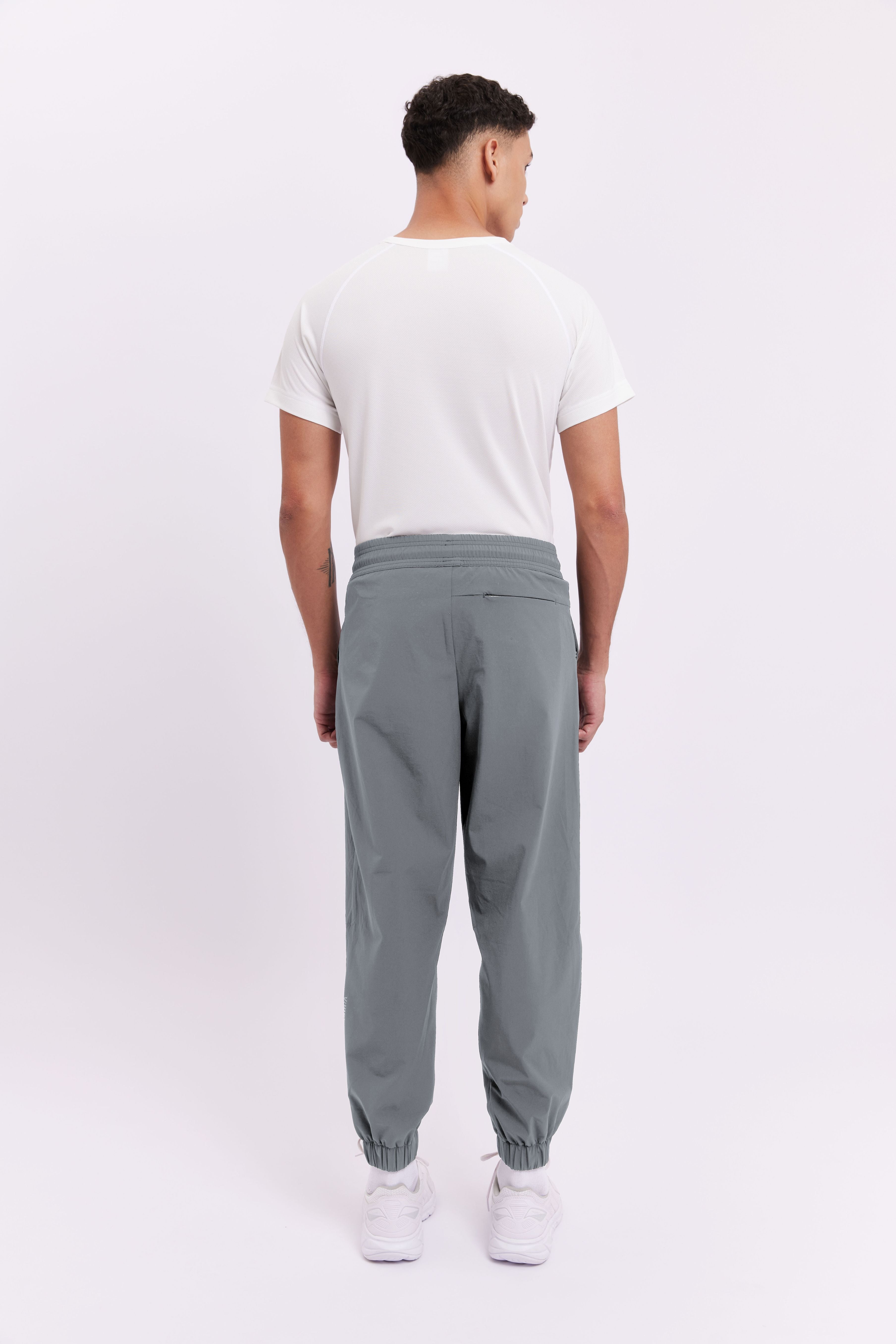 LAICA MEN JOGGER PANTS - STONE