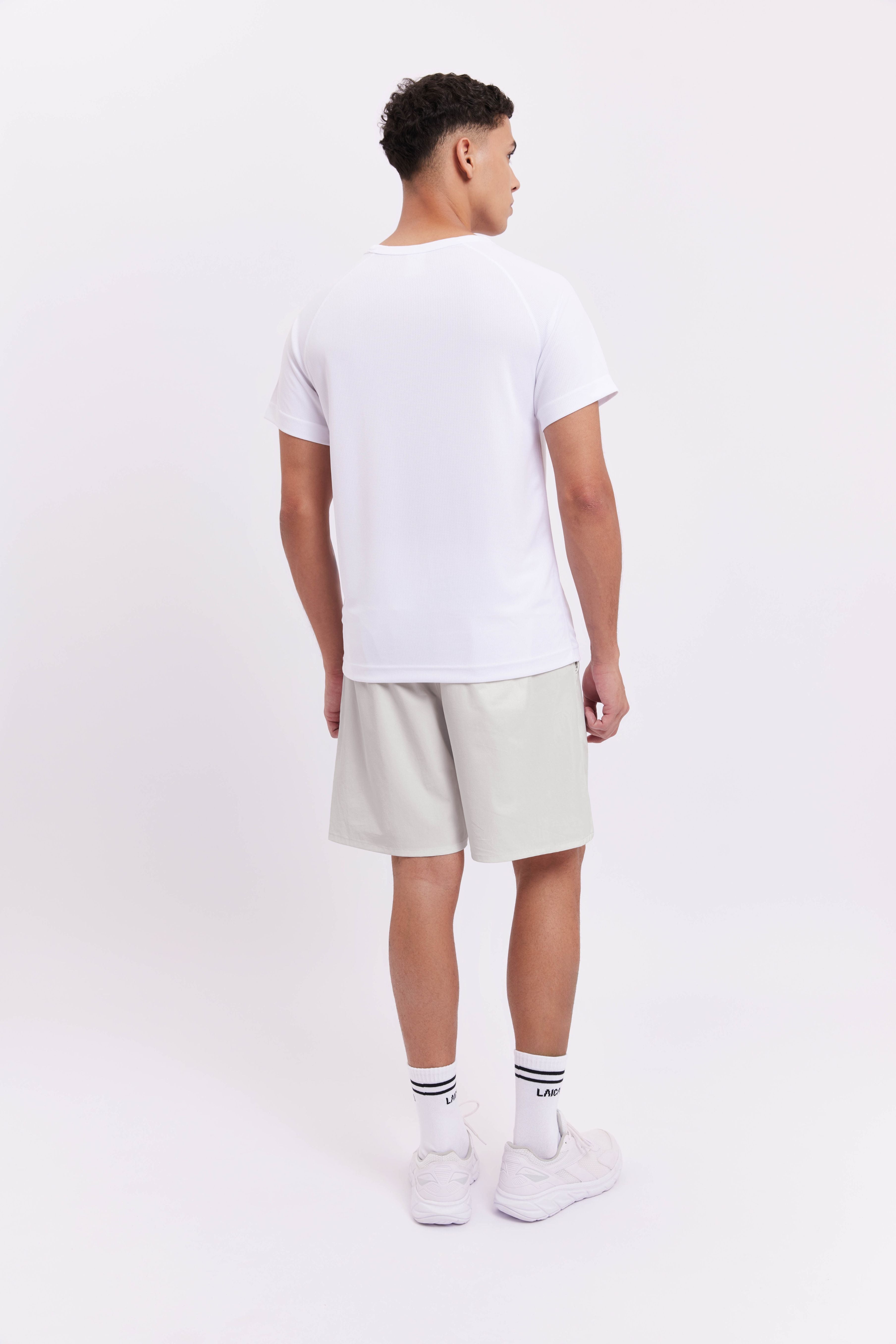 LAICA MEN SHORTS PANTS - PEBBLE