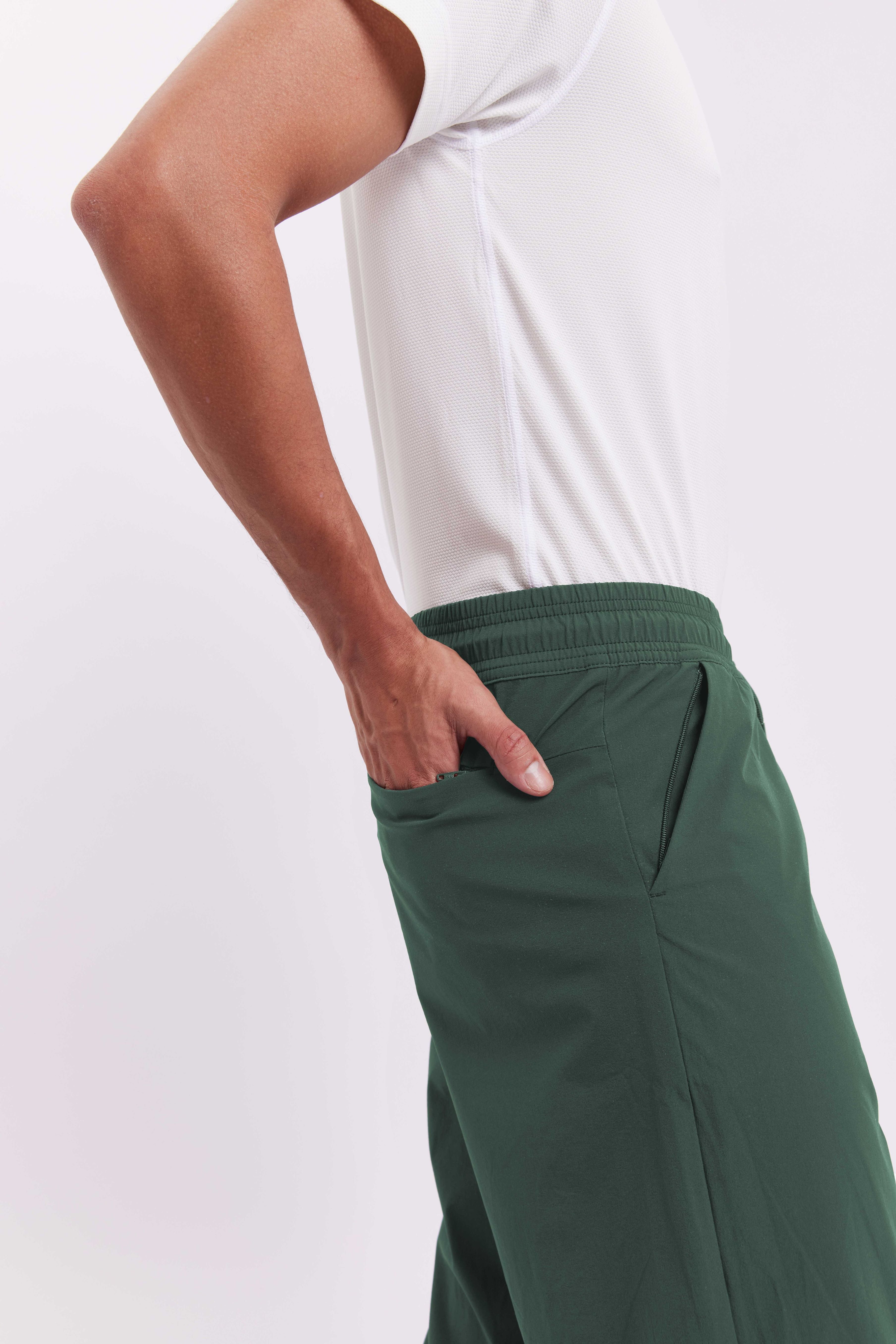LAICA MEN JOGGER PANTS - FOREST