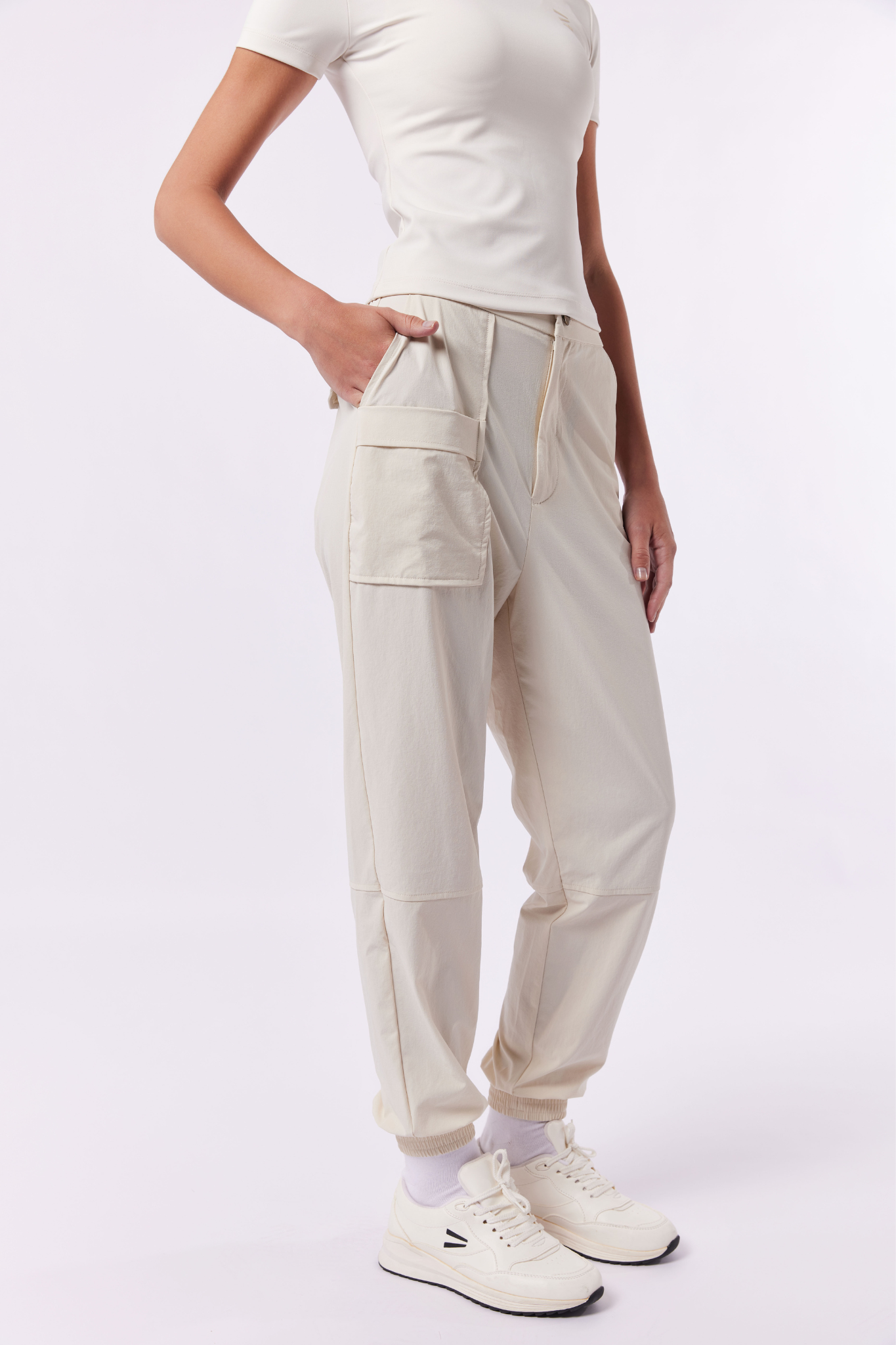 LAICA COURT JOGGER - IVORY