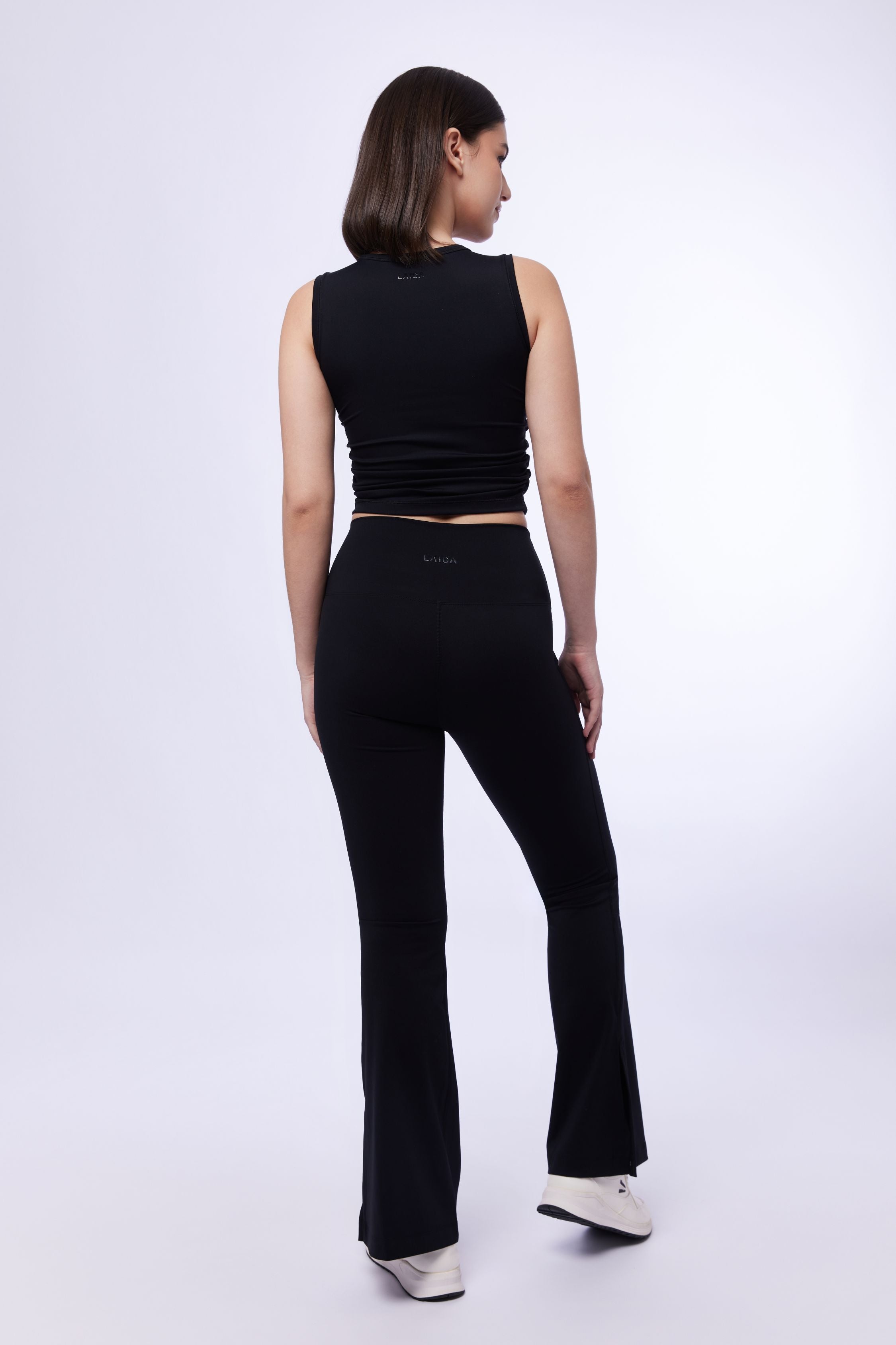 CLUB SLEEVELESS - ONYX