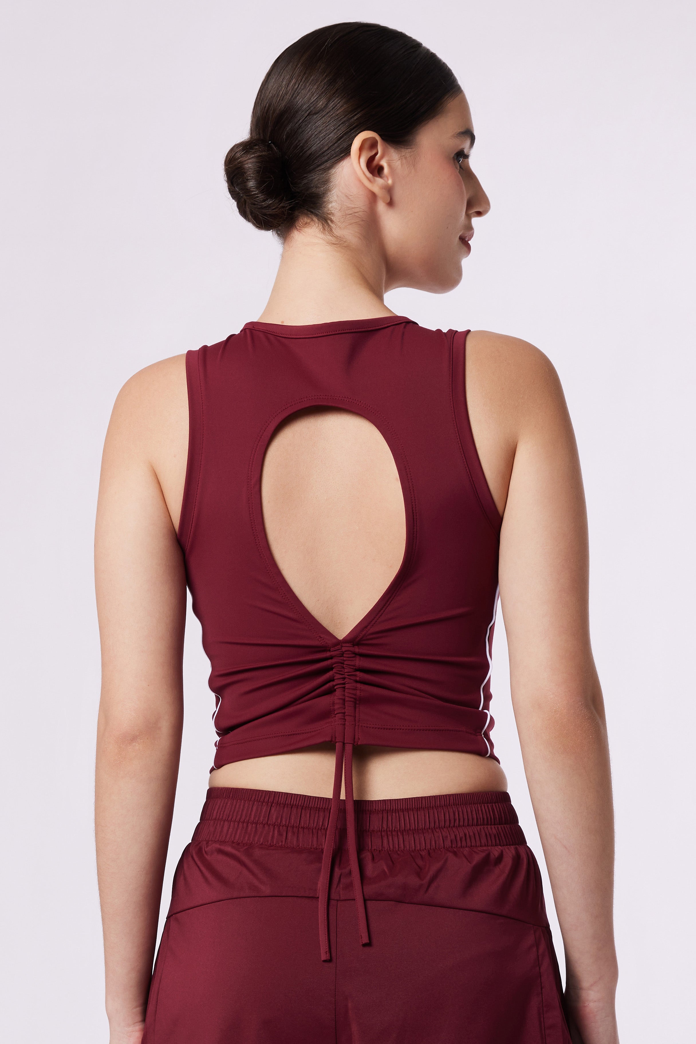 LAICA RUCHED SLEEVELESS TEE - WINE
