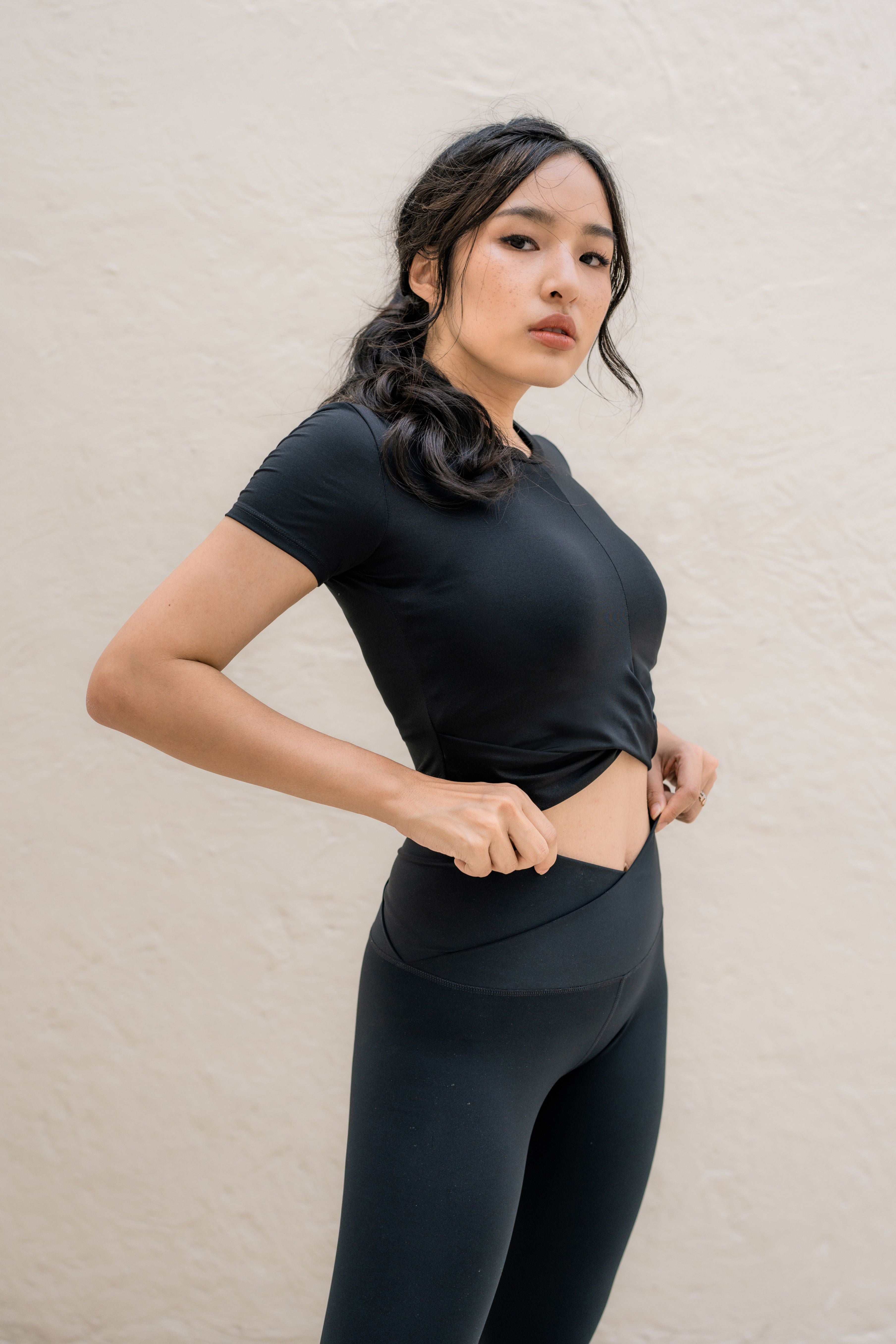 LAICA x Tiffany CROSSOVER TEE - BLACK