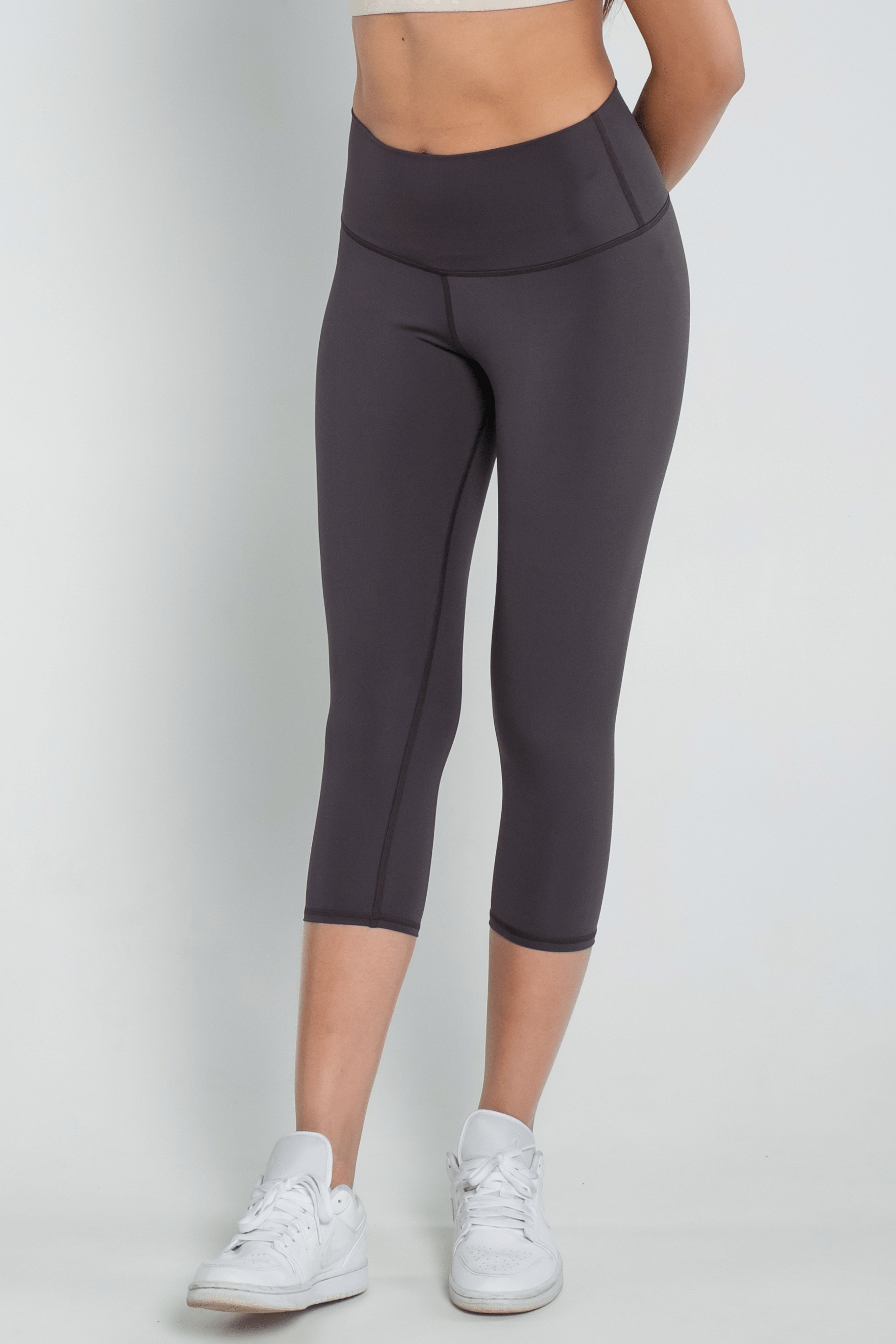 LAICA LUX Capri Leggings - Anthracite