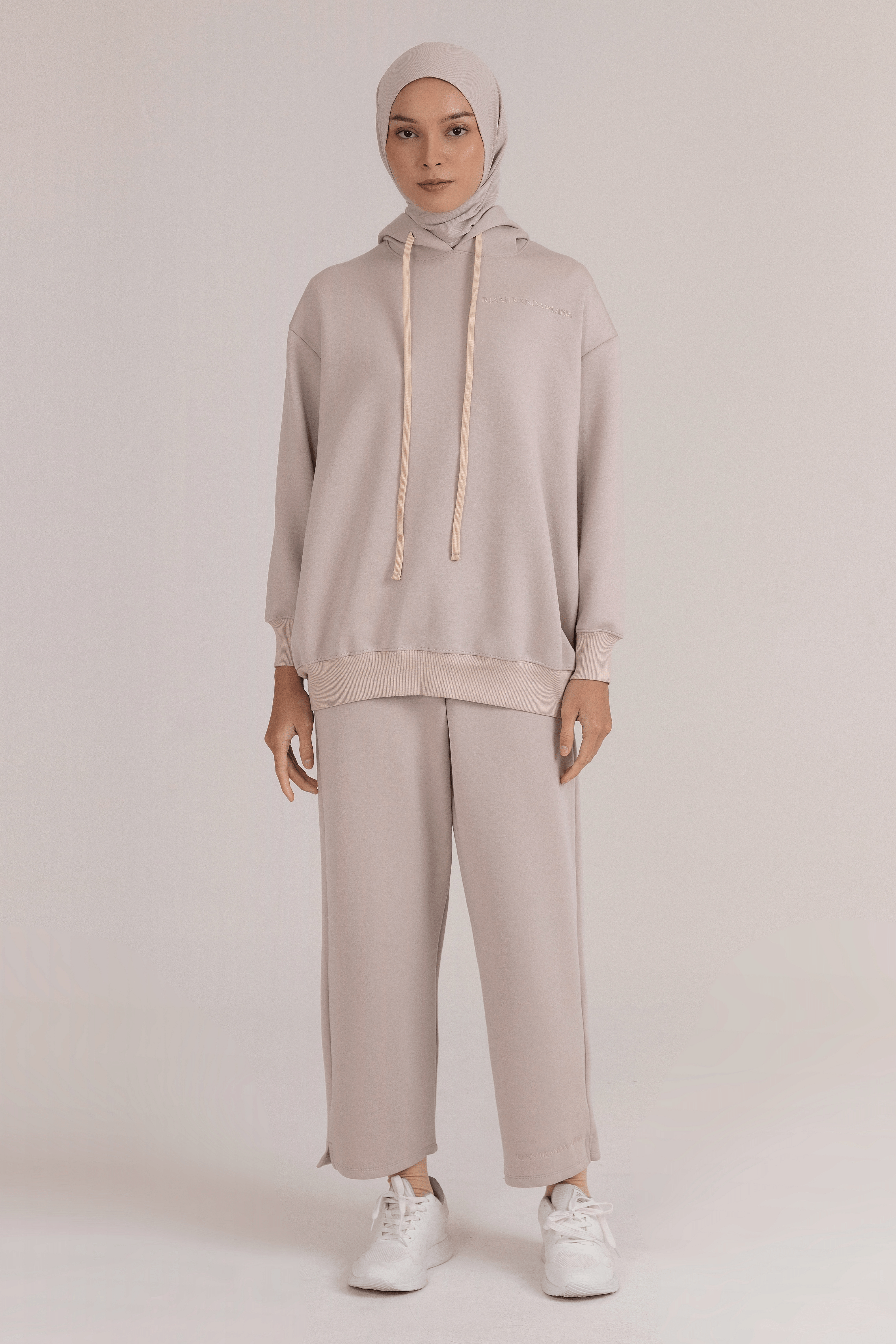 LAICA x RiaMiranda Training Trousers - Mushroom