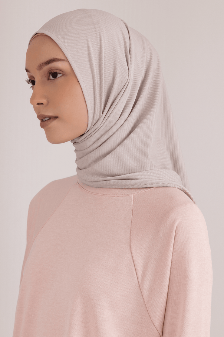 LAICA x RiaMiranda Instant Hijab Sand